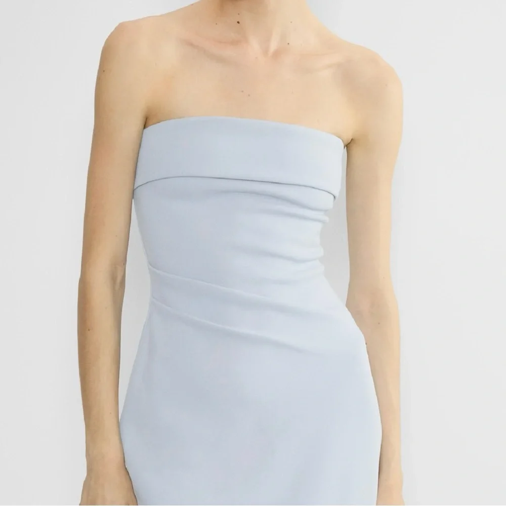 NWT Babaton FigureKnit Eyecatcher Strapless Midi Dress Dew Blue Aritzia L - Picture 4 of 6